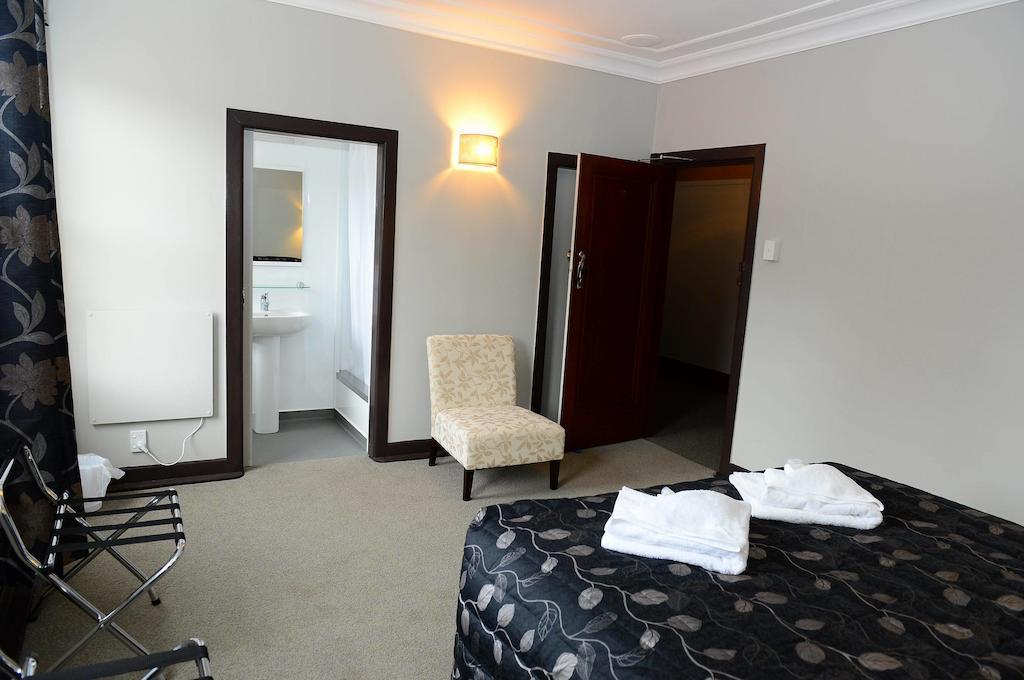 Hotel Imperial Thames Zimmer foto